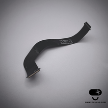 Quest 2 Battery Comparment Cable